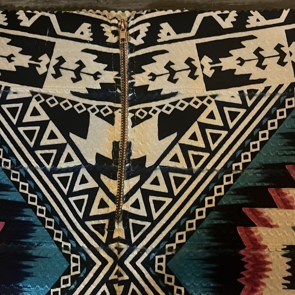 Xhilaration Womens Aztec Tribal Skirt - Picture 3 of 3